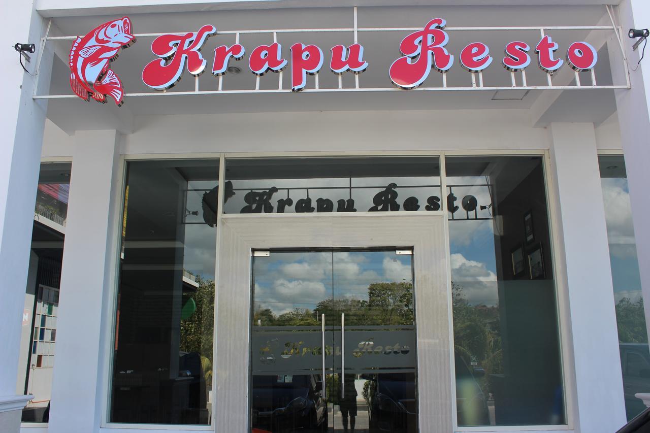 Naka Hotel Kupang Kupang  Exterior foto